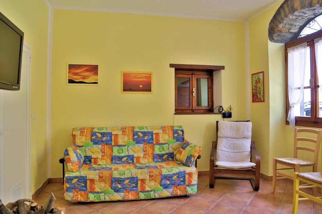 Case Natura Pontedassio Exterior foto