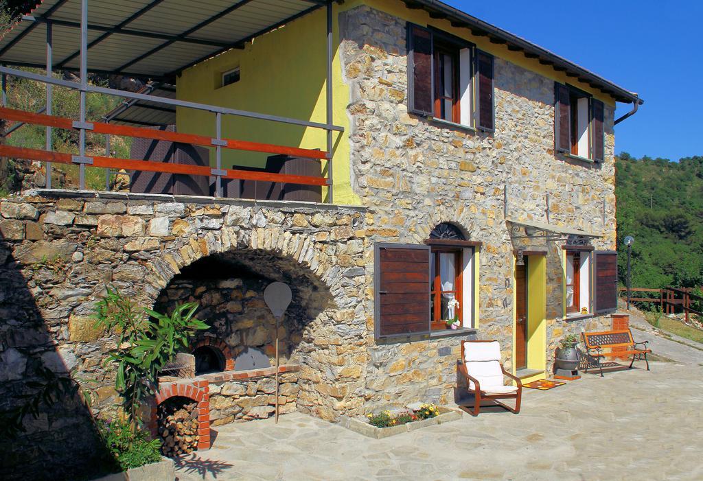 Case Natura Pontedassio Exterior foto